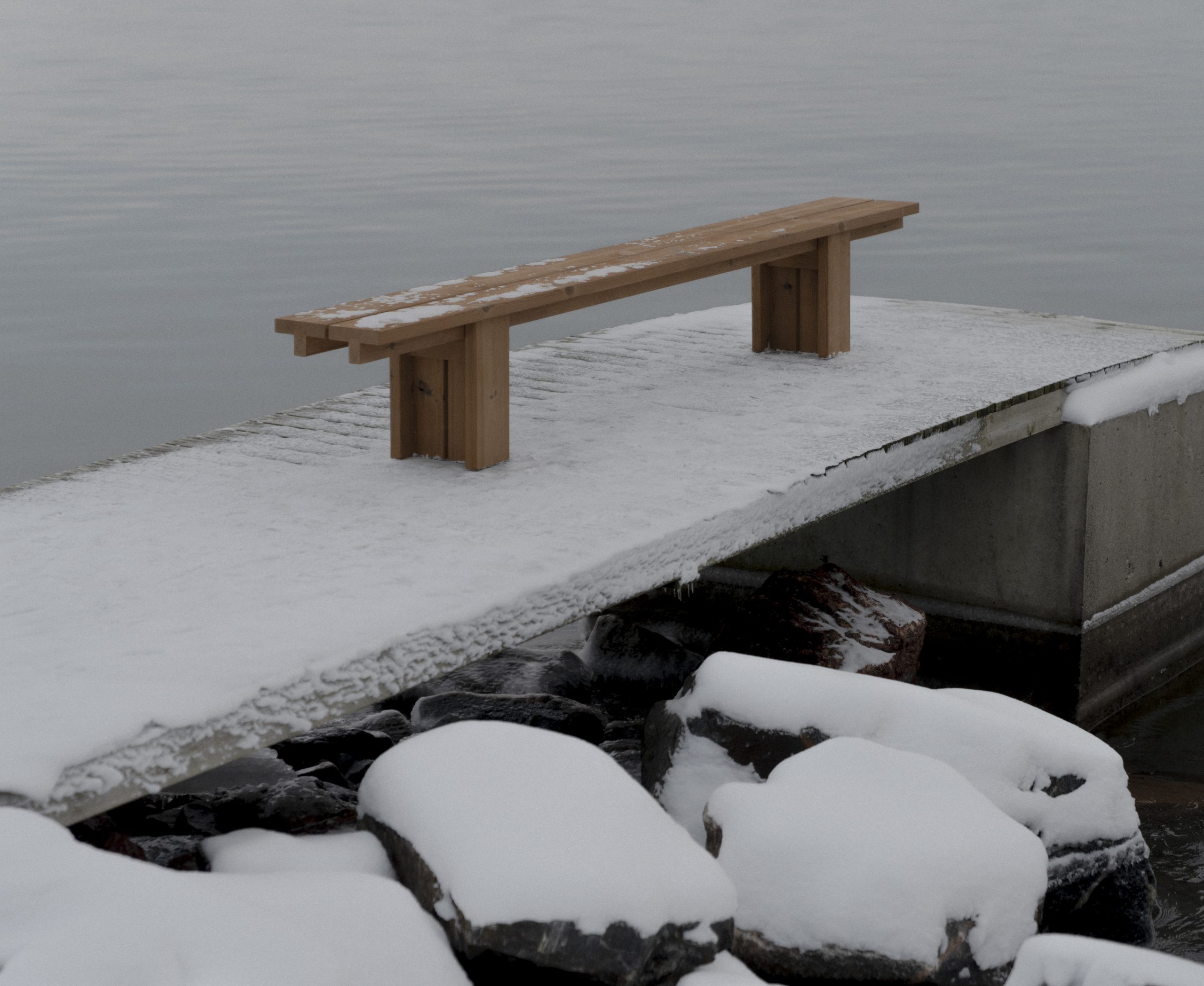 013 Osa Outdoor bench in winter.